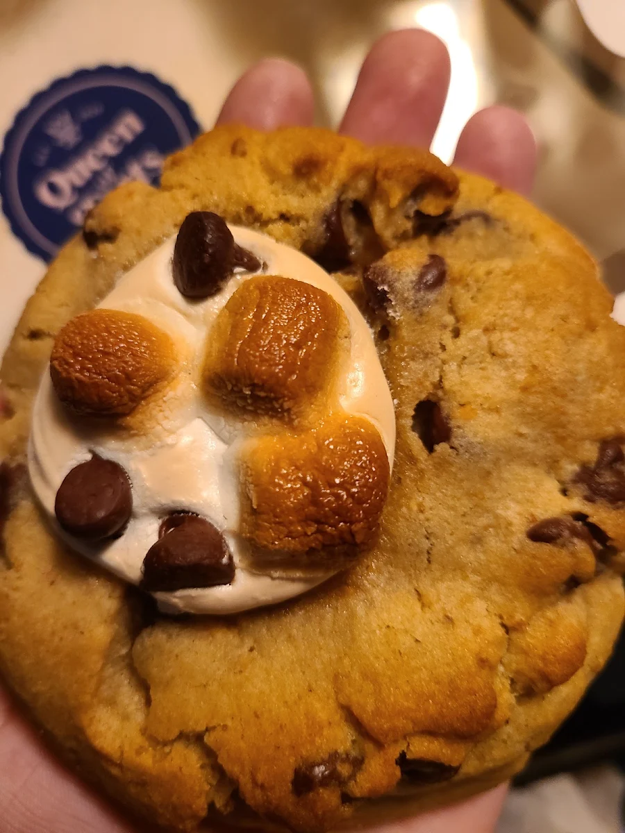 Chocolate Chip Cookie