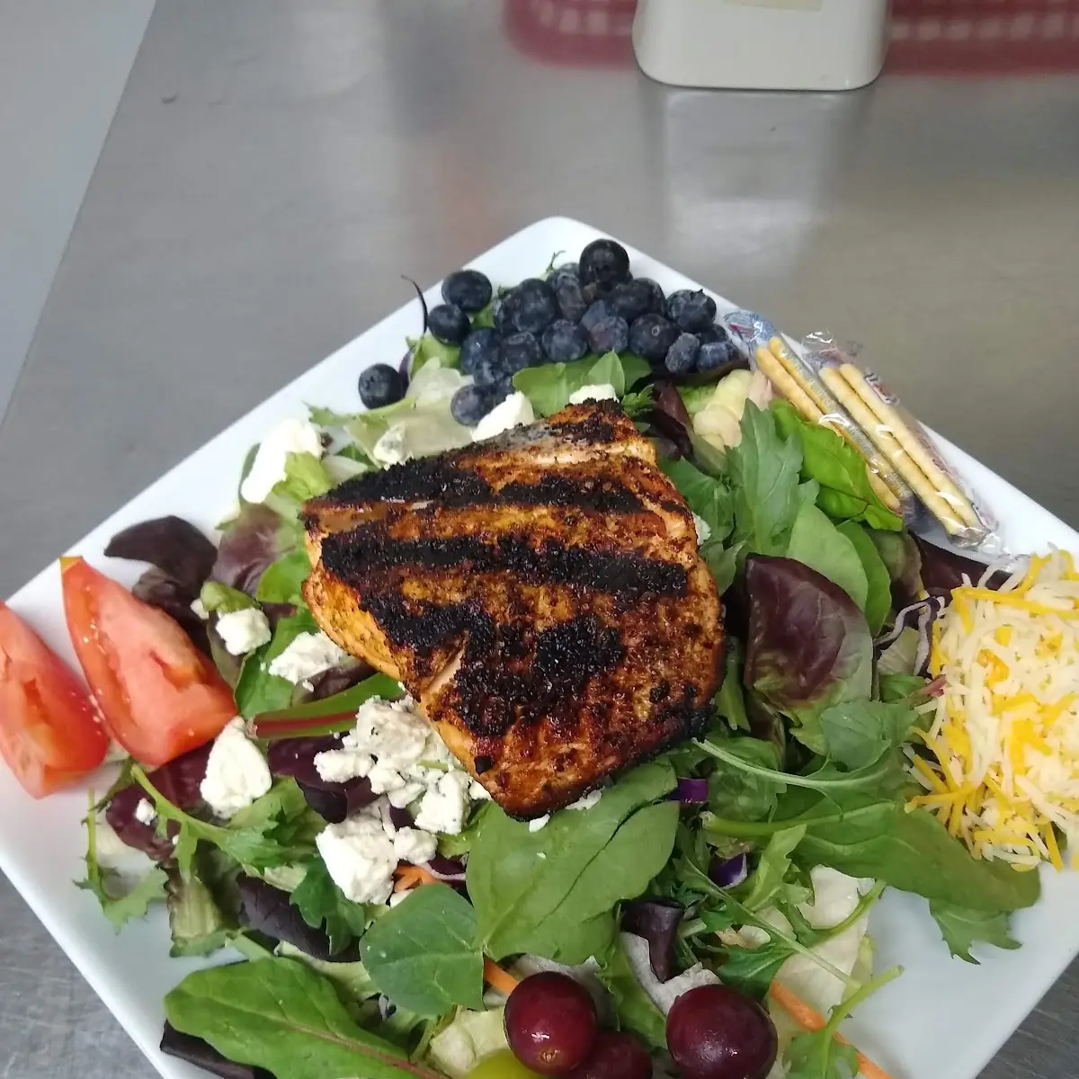 Grill Salmon Salad
