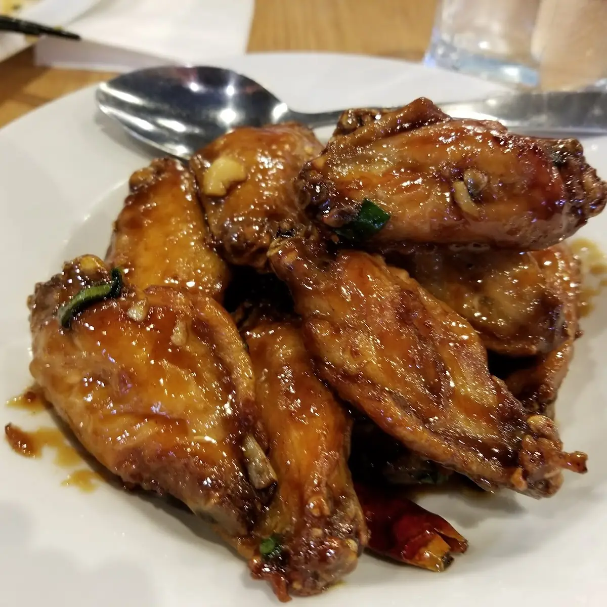 Crispy Chicken Wings with Honey Sauce