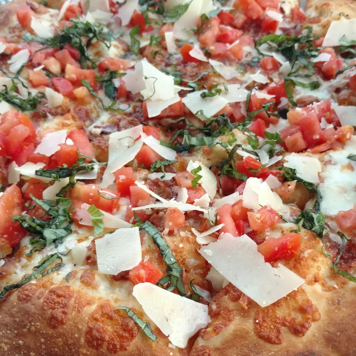 Bruschetta Pizza with Bacon