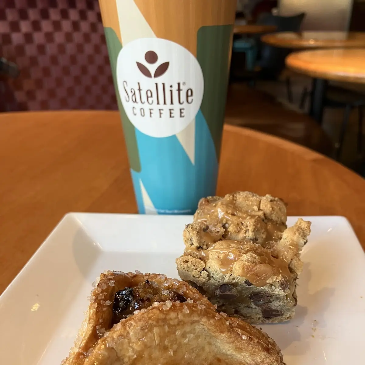 Salted Carmel Blondie and Tea
