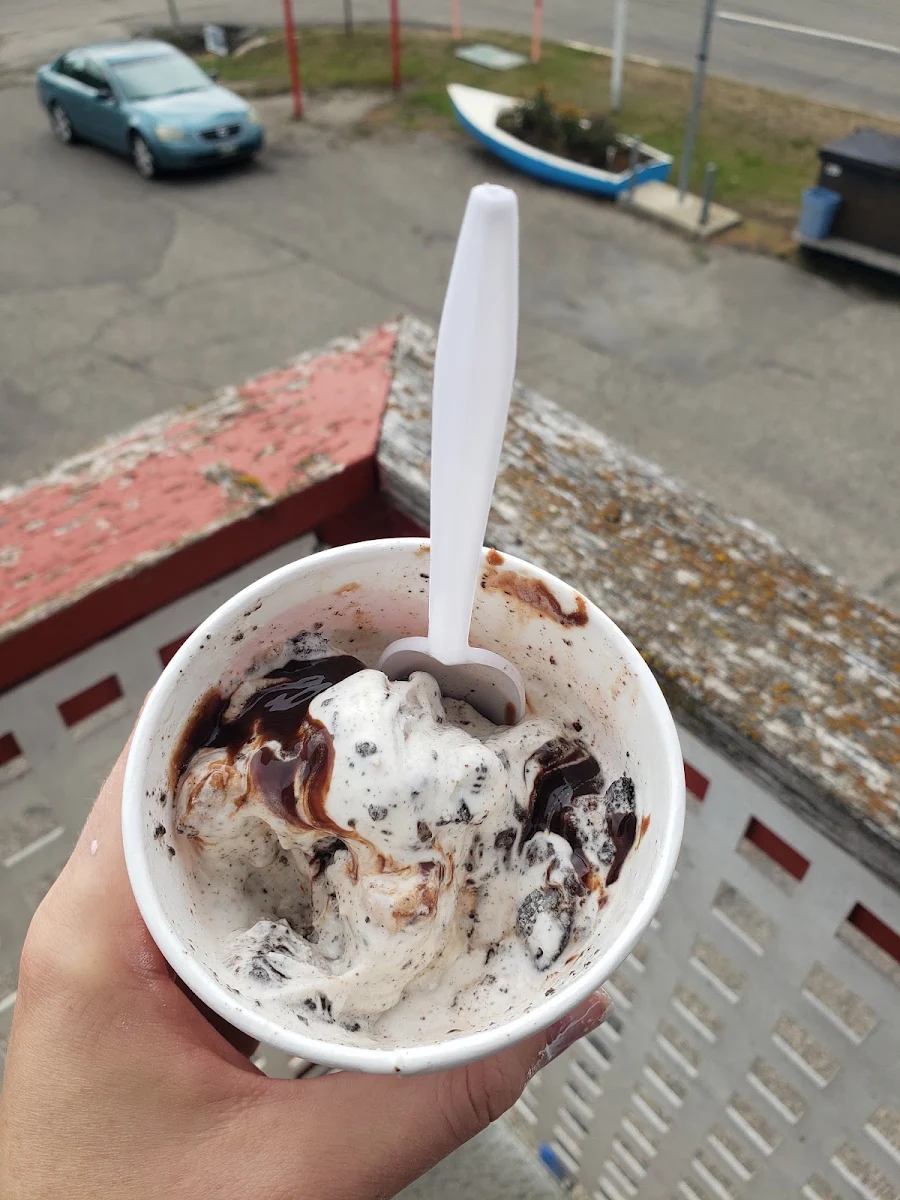 Highlights, Dari Isle Drive-In
