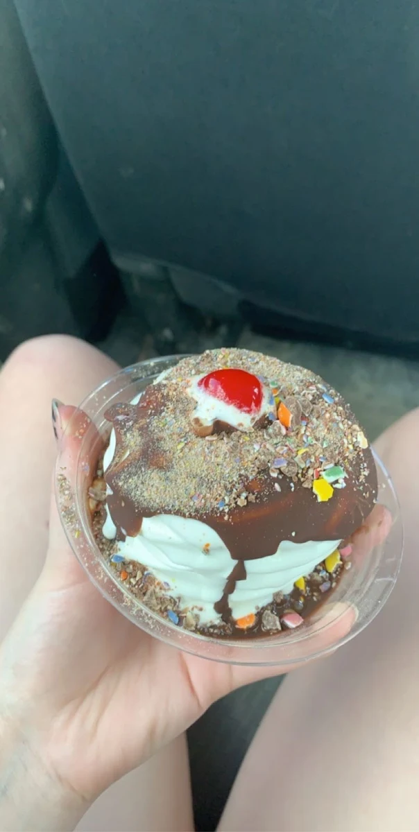 Surprise Sundae, Dari Isle Drive-In