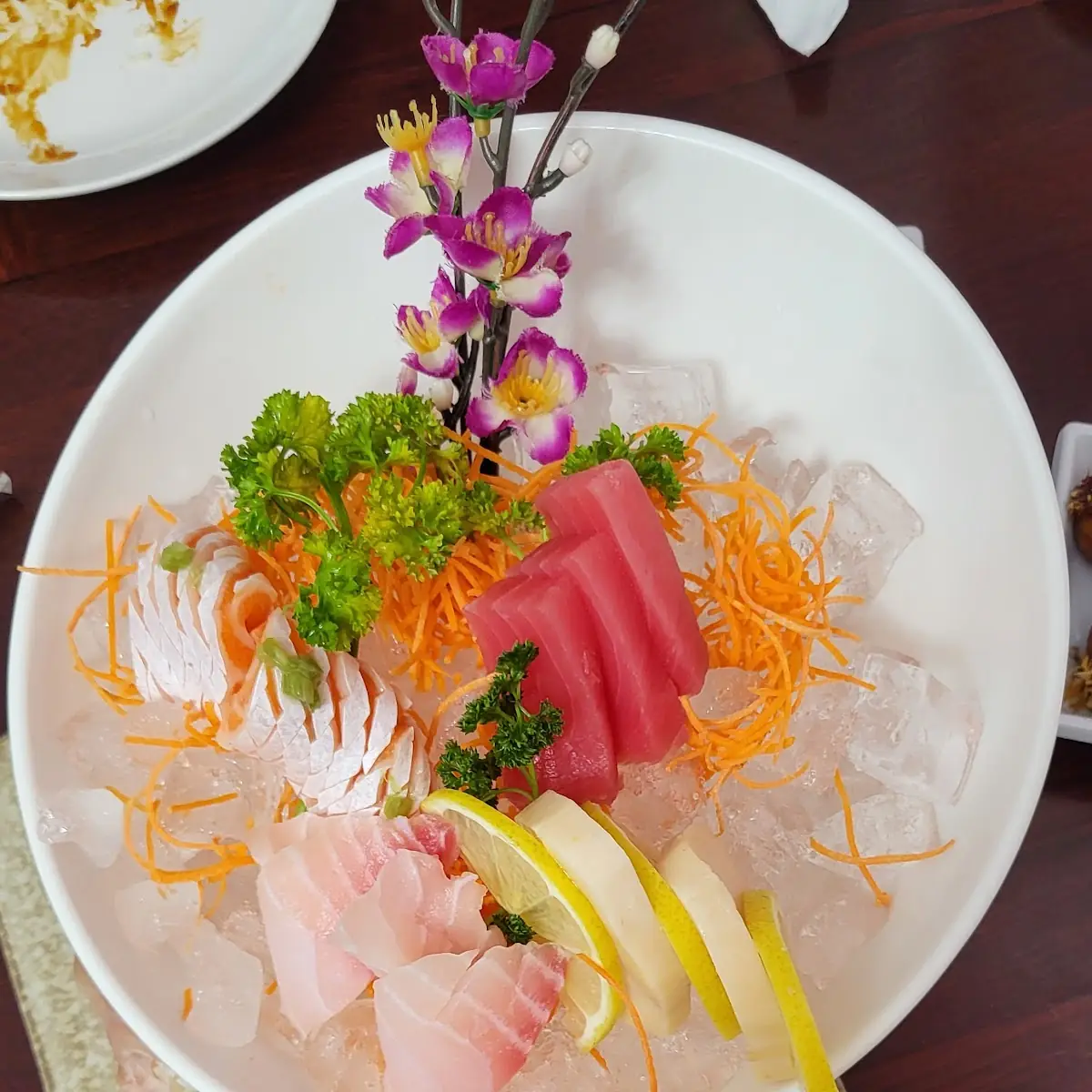 Sashimi Deluxe