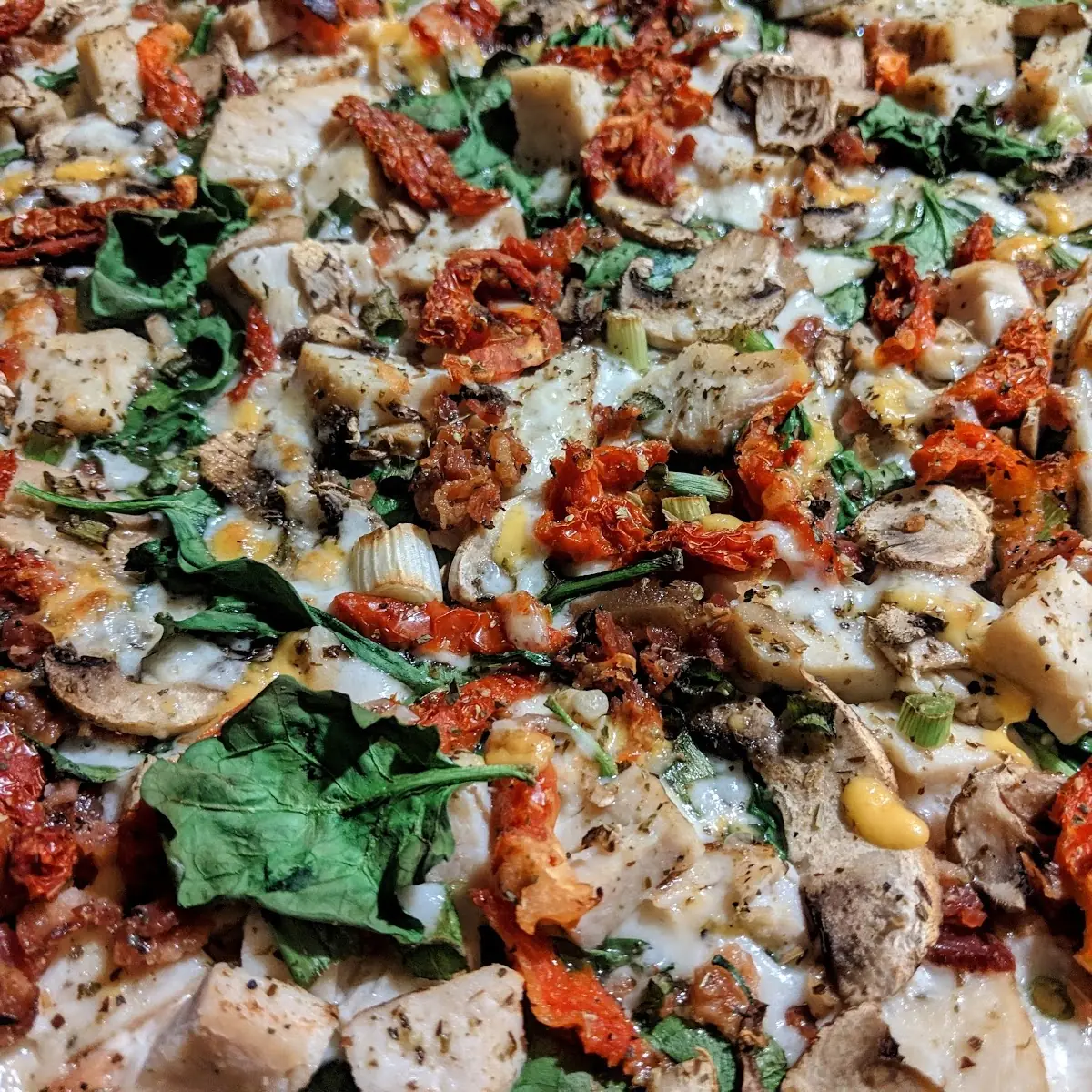 Chicken Garlic Pizza