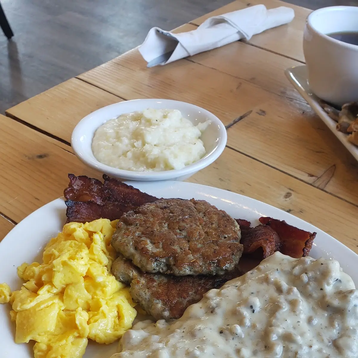 Biscuits & Gravy Meal