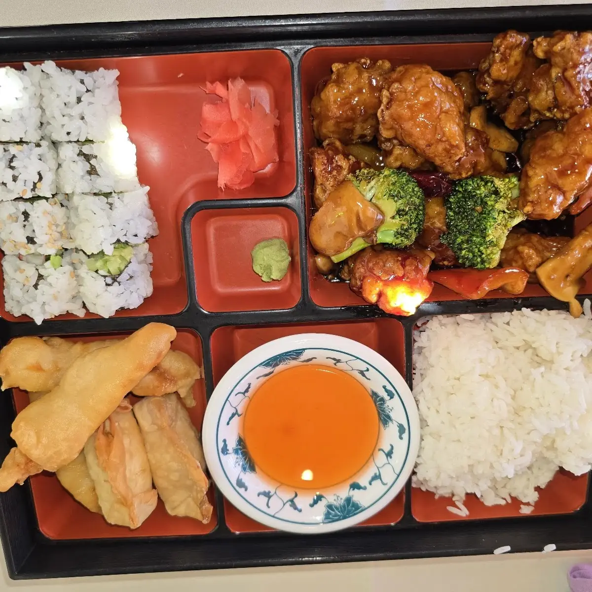 General TSO's Chicken Bento Box