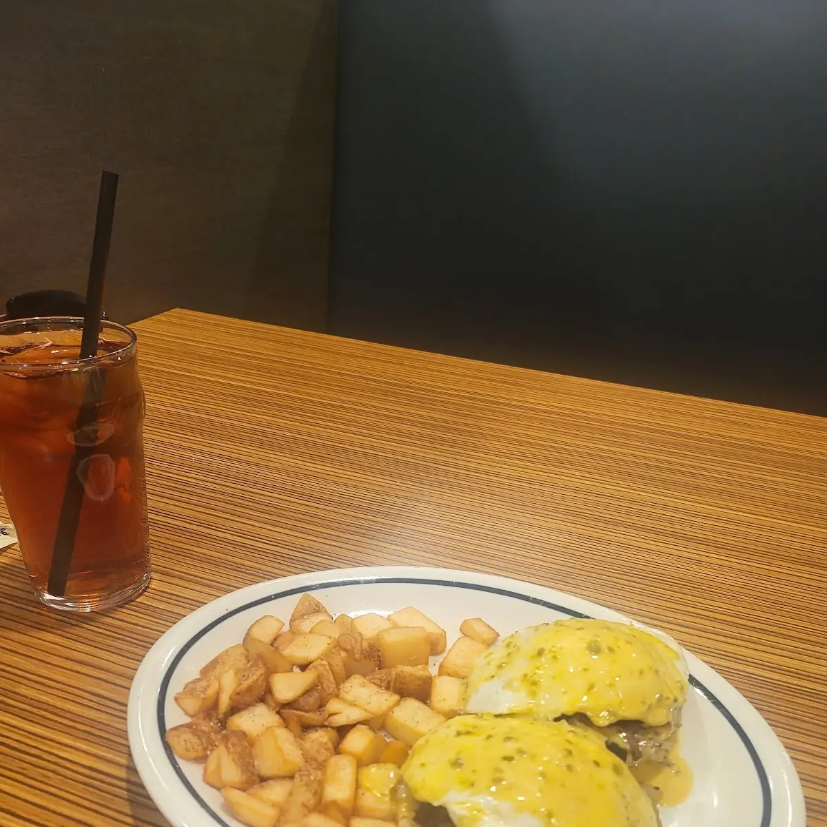Eggs Benedict