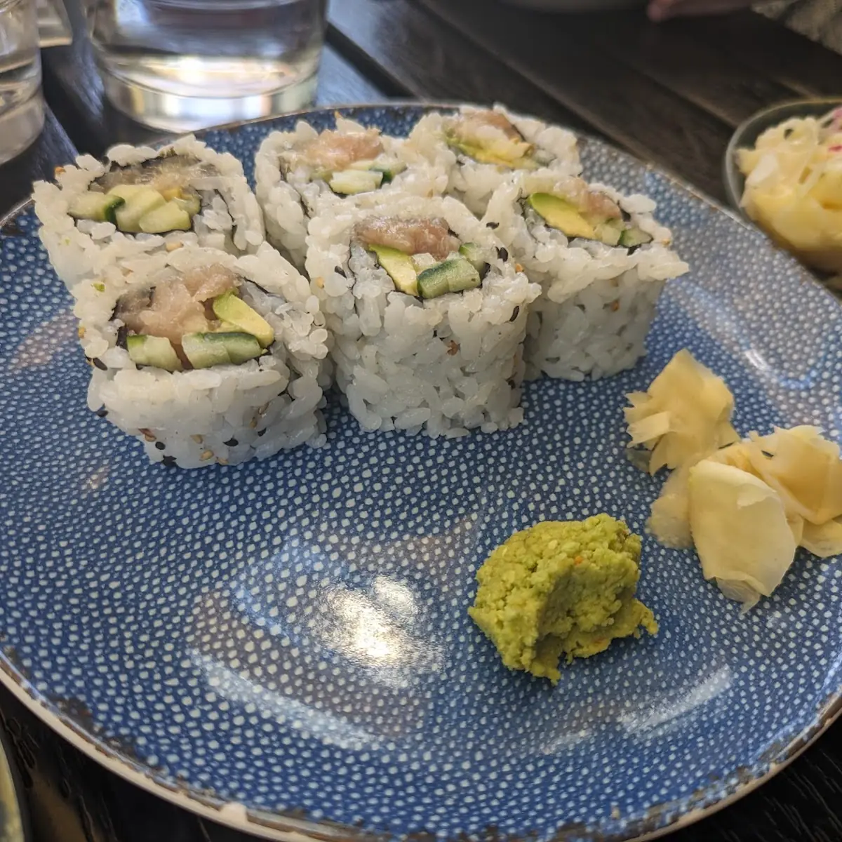 Yellowtail Roll