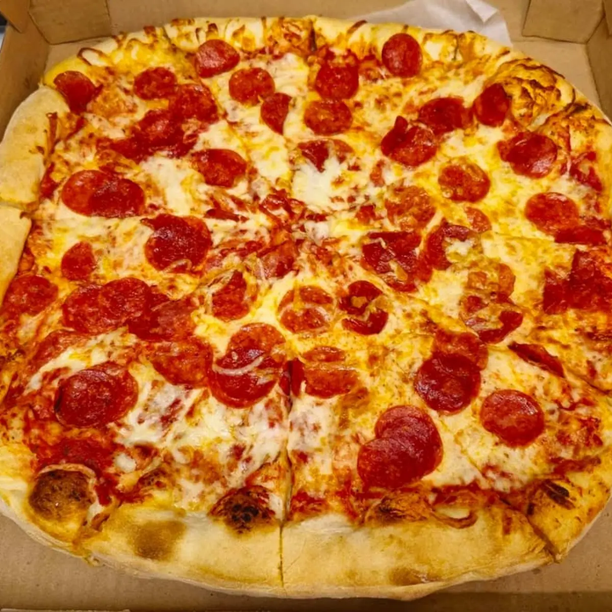 King Size Pepperoni Pizza