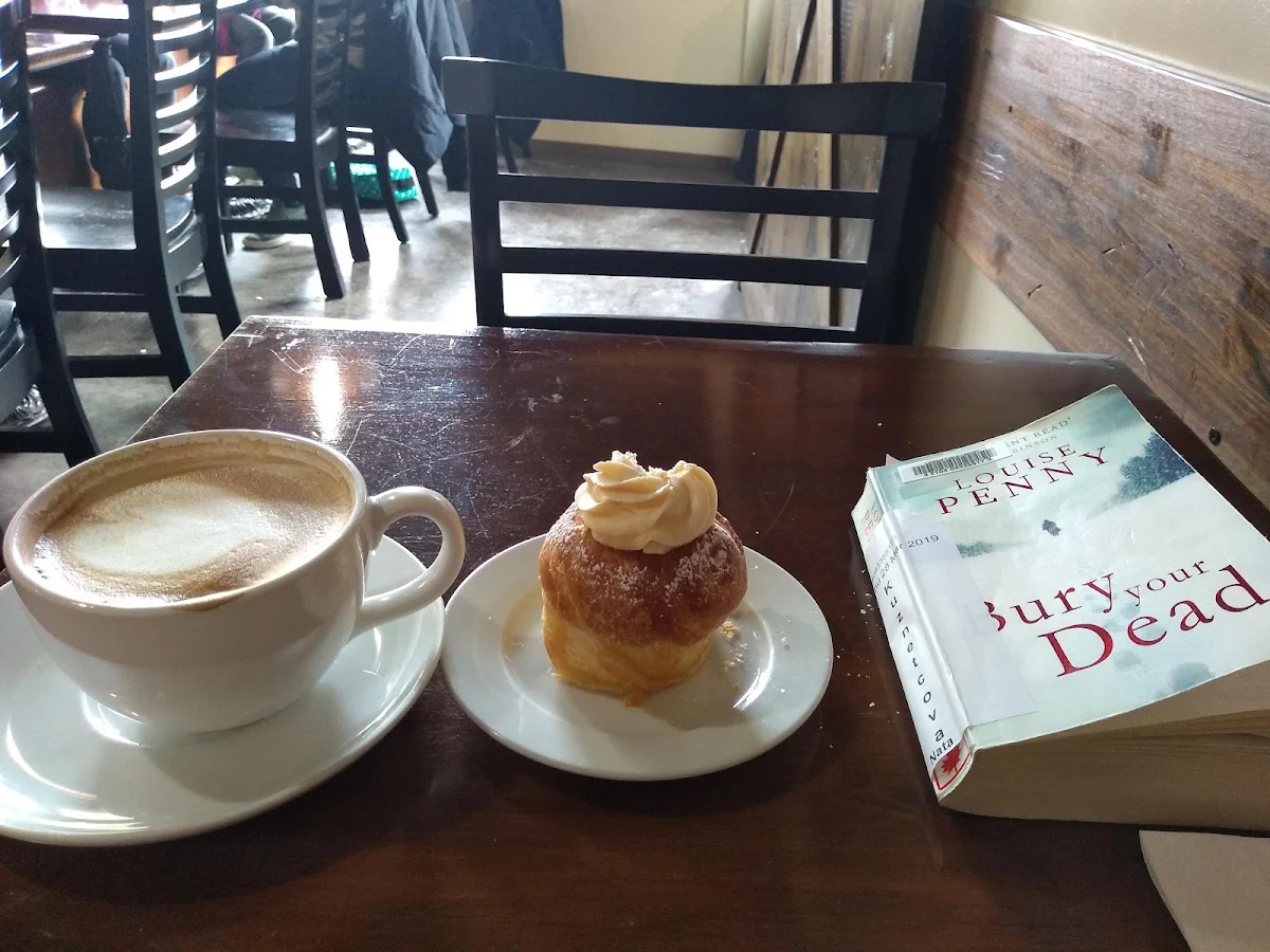 Latte and Hazelnut Custard Cruffin, Black Walnut Bakery Cafe