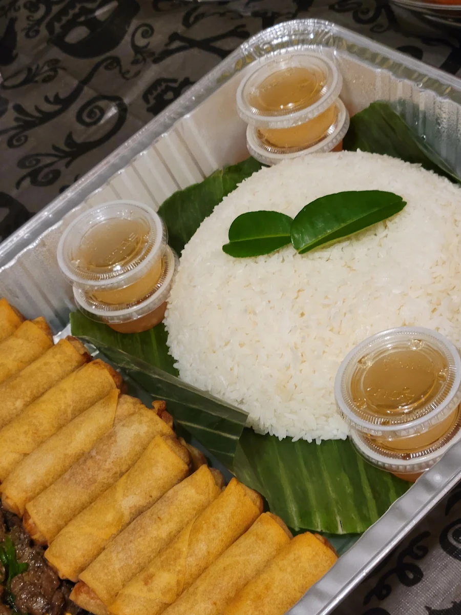 Plane Rice and Egg Roll, Restaurant Le Khmer