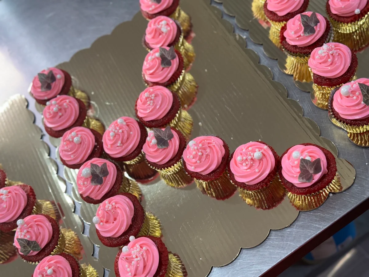 Cupcake Letter Number
