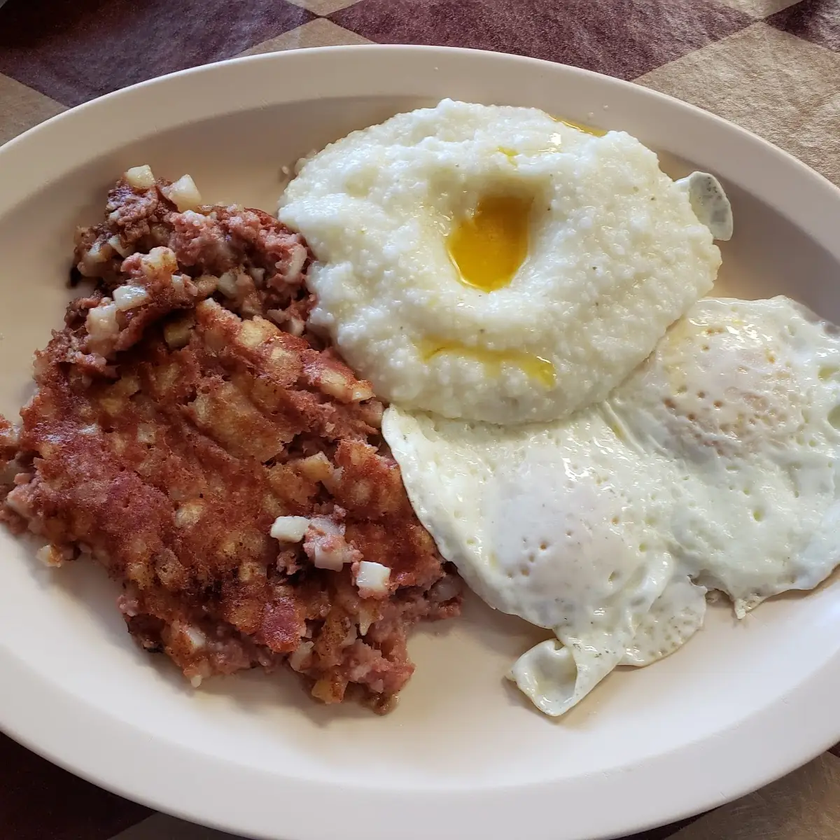 Corned Beef Hash Eggs and Grits