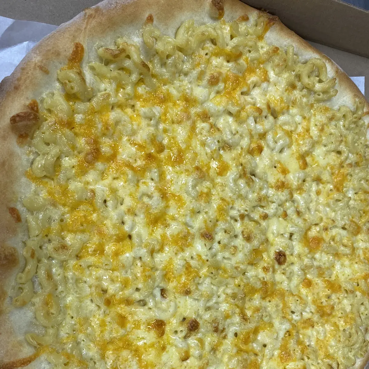 Mac and Cheese Pizza