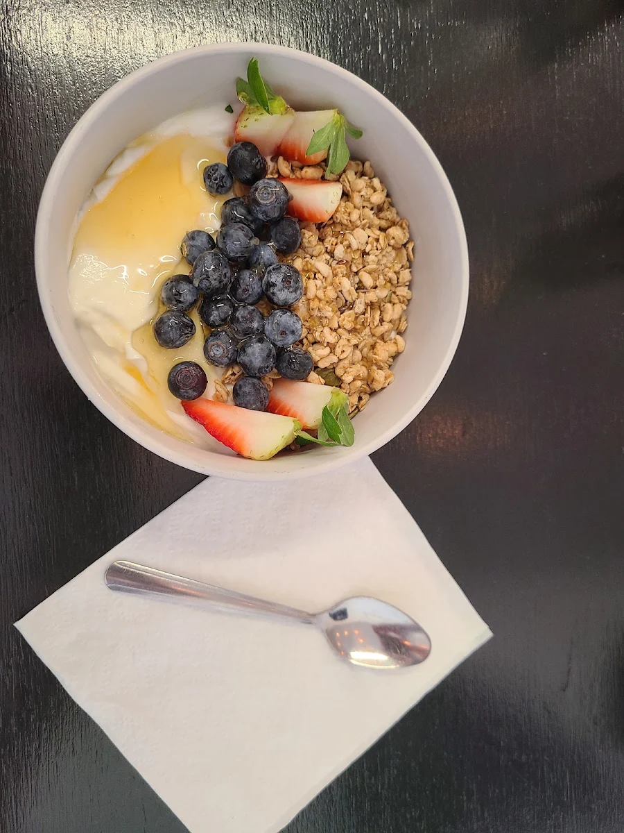 Granola Yogurt Fruit Bowl