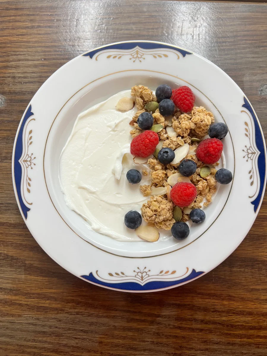 Yogurt Granola Bowl