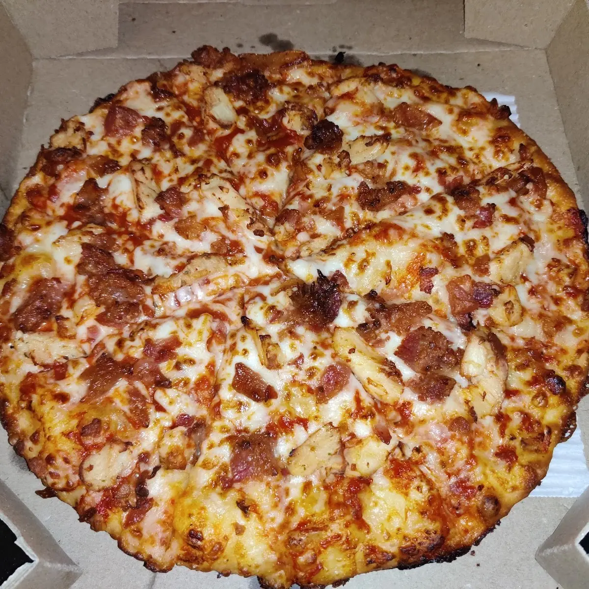 Chicken and Bacon Pan Pizza