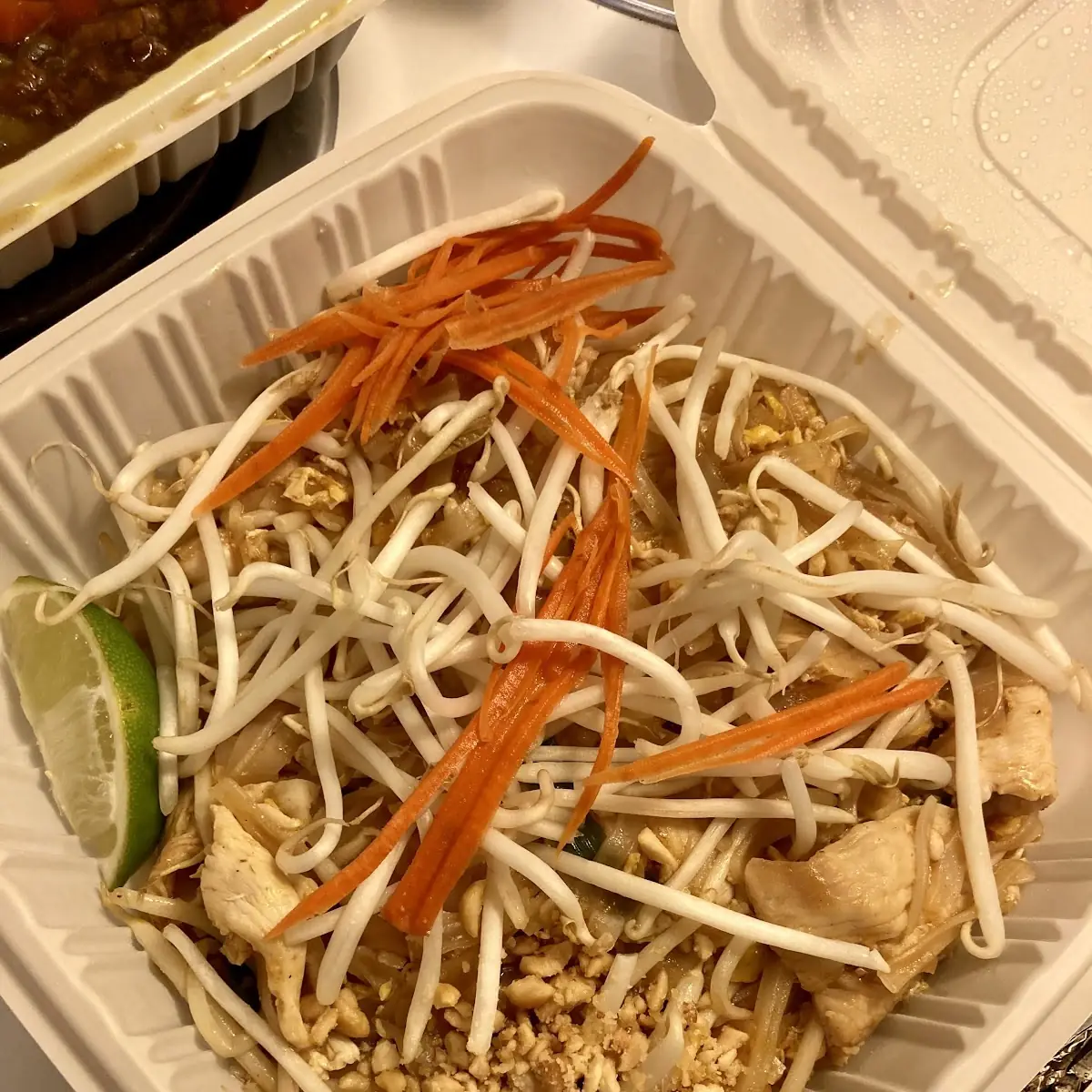 Chicken Pad Thai