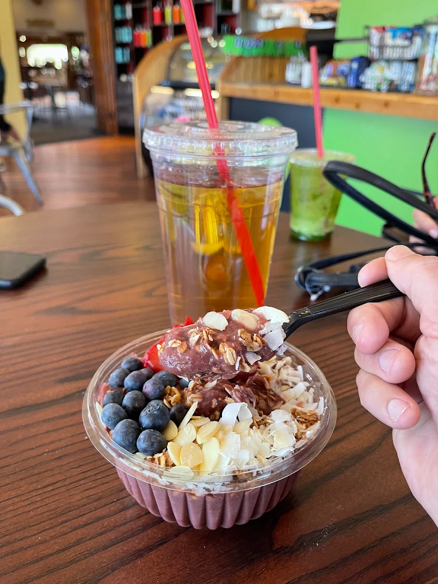 Berry Bomb Acai Bowl