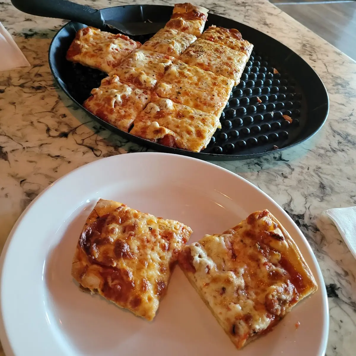 Thin Crust Pizza