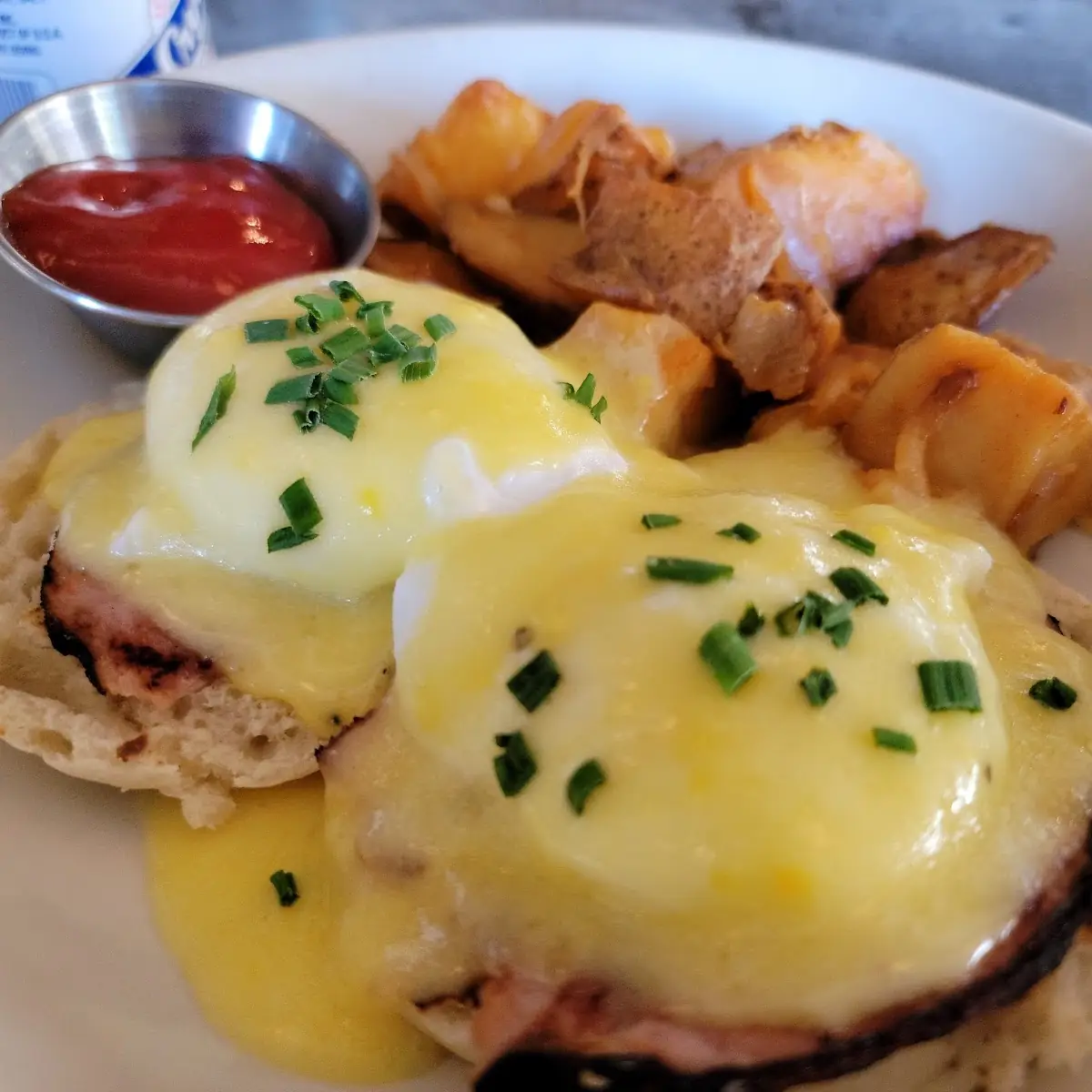 Eggs Benedict