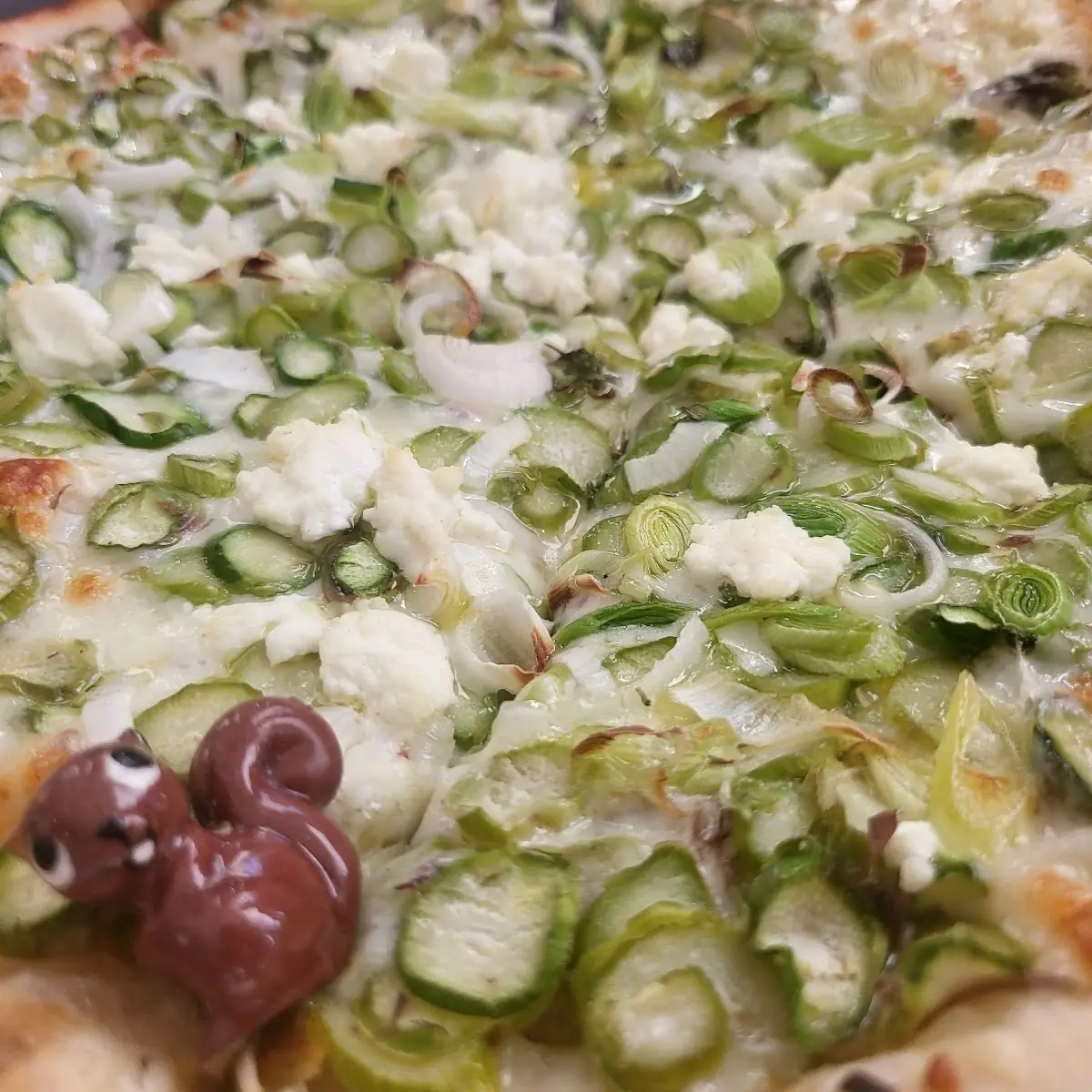 Primavera Pizza