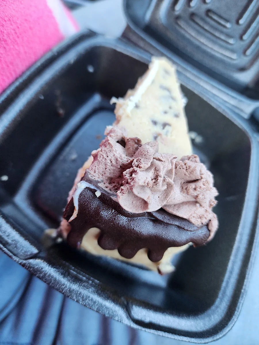 Chocolate Chip Cookie Dough Cheesecake
