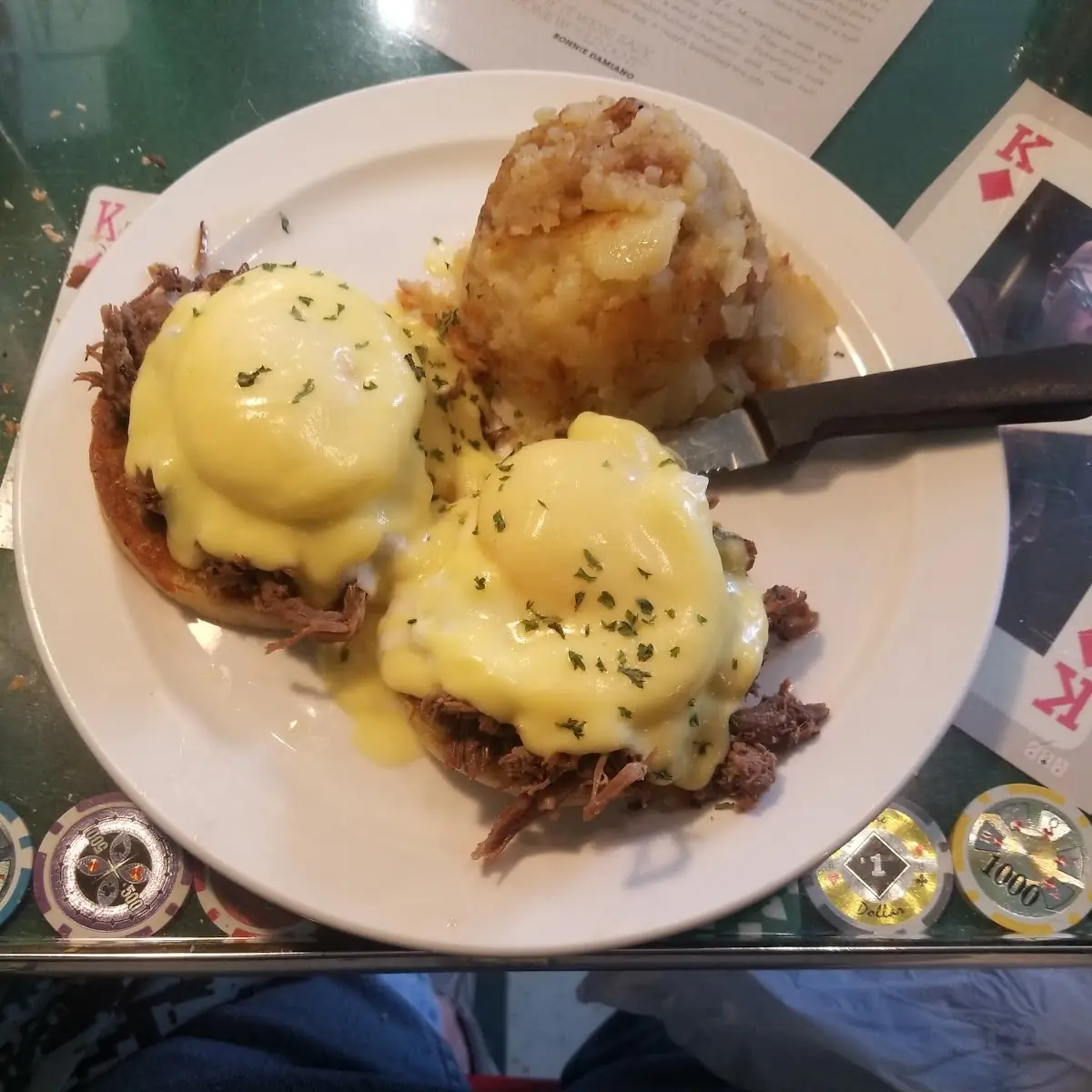 Eggs Benedict Roast Beef
