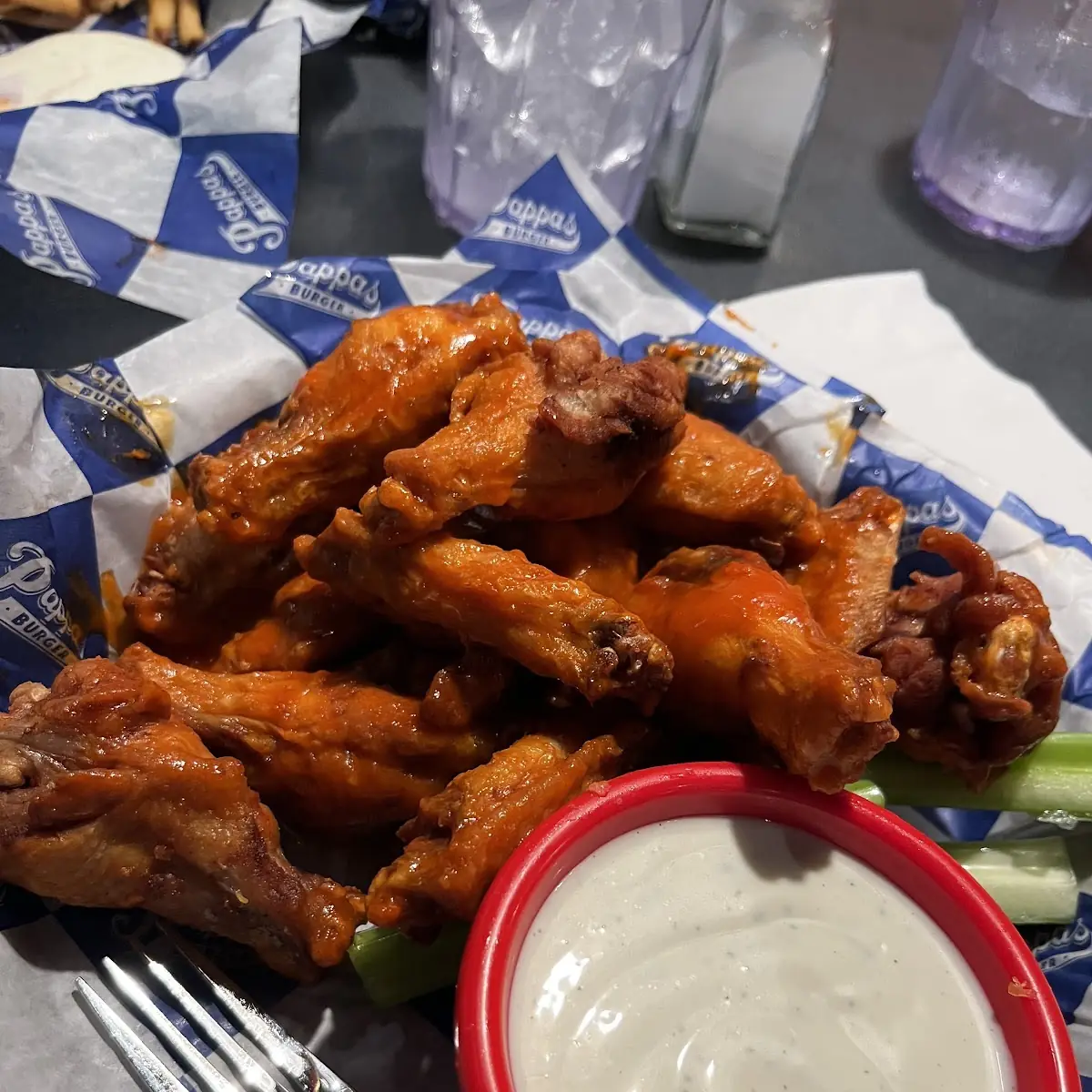Hot Garlic Buffalo Wings