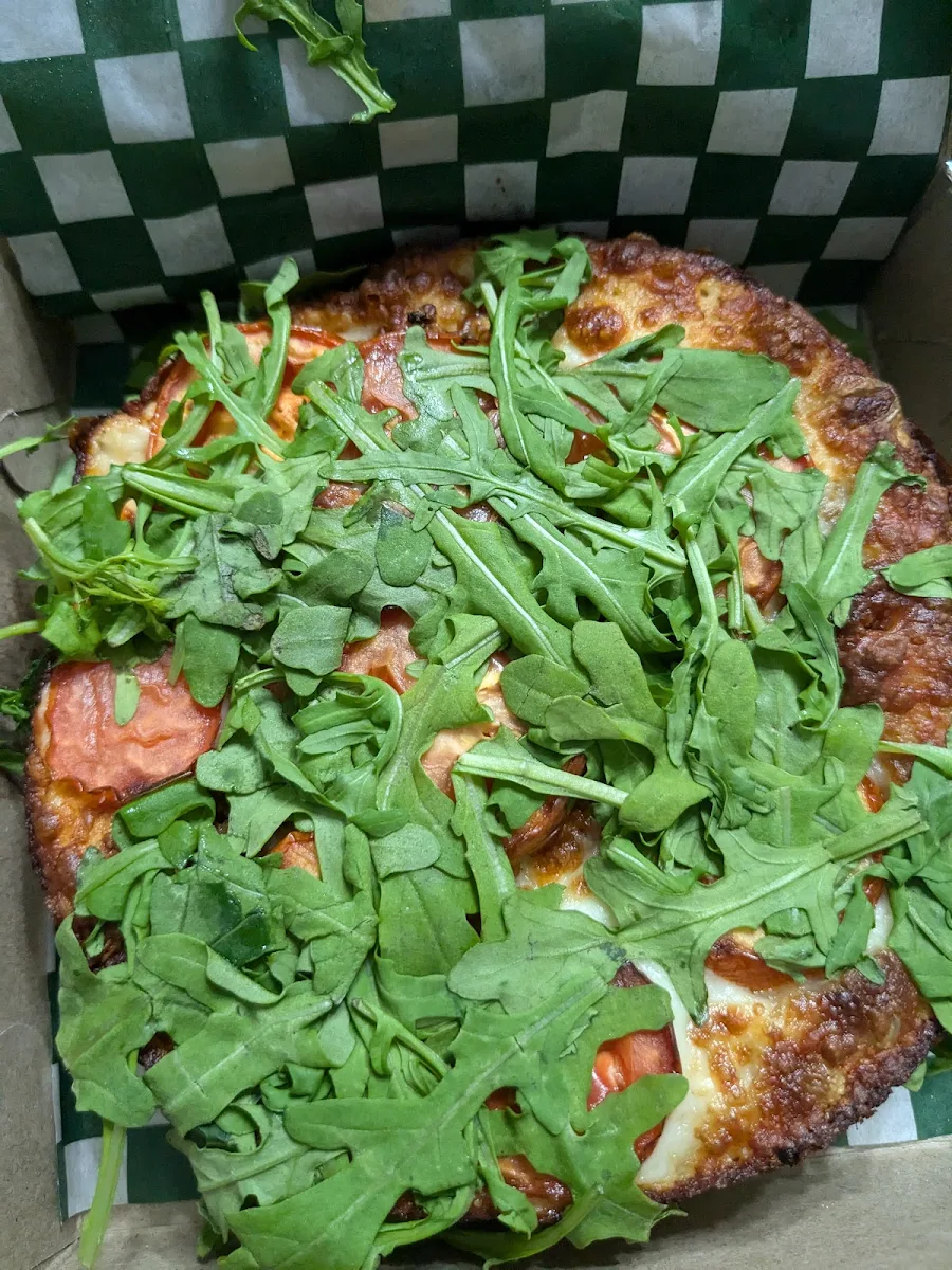 Chicken Bacon Pizza, Pan Américan Pizza