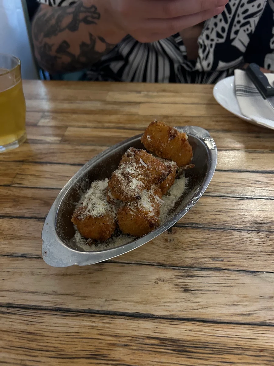 Croquettes De Cacio E Pepe, Pan Américan Pizza