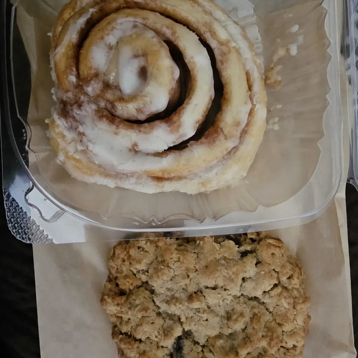 Cinnamon Rolls & Oatmeal Raisin Cookie