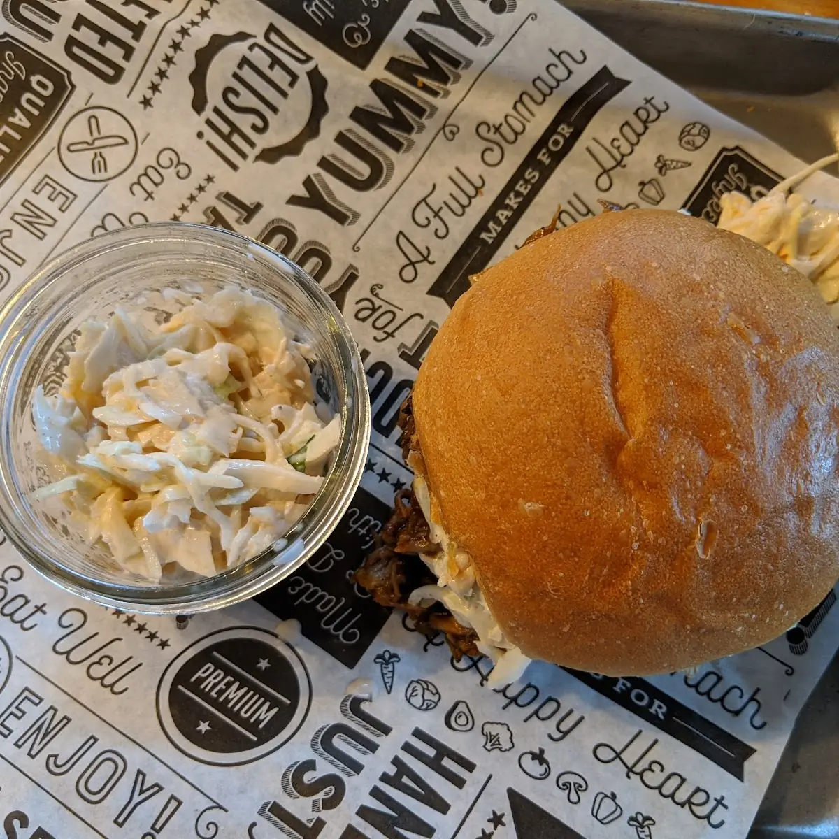 Pulled Pork Burger with Coleslaw