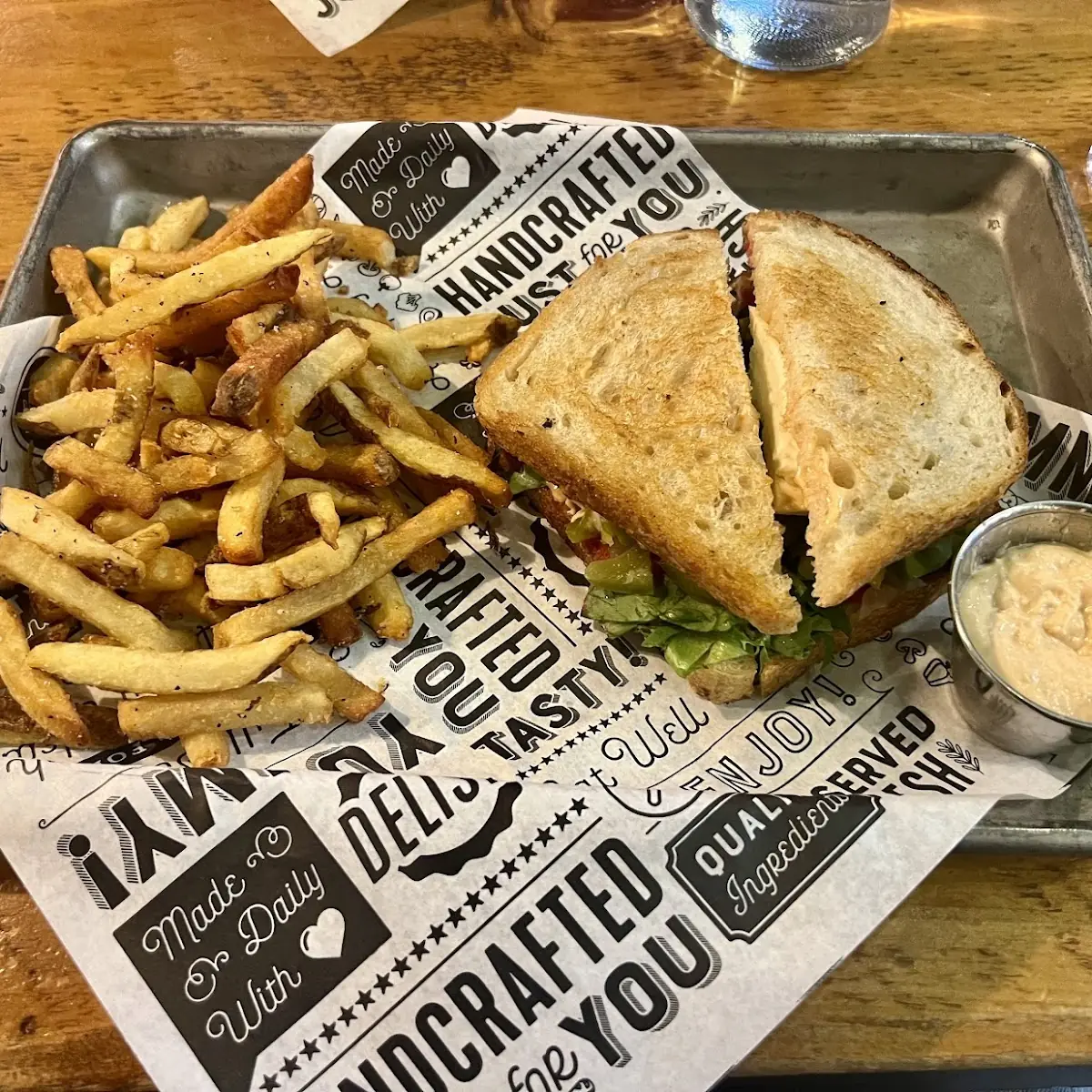 Veggie Sandwich with Fries