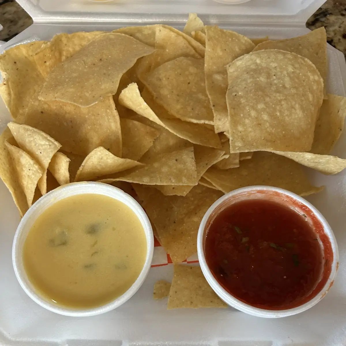 Chips Salsa & Queso