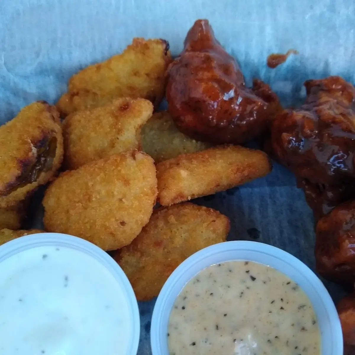 Boneless Wings & Fried Tomatoes