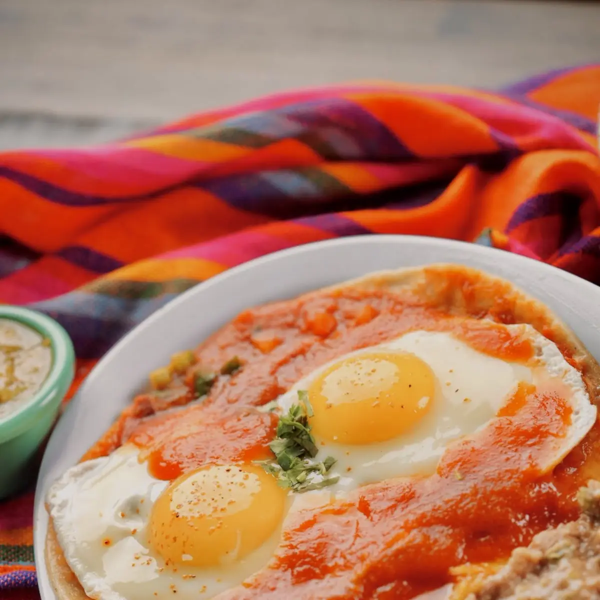 Huevos Divorciados
