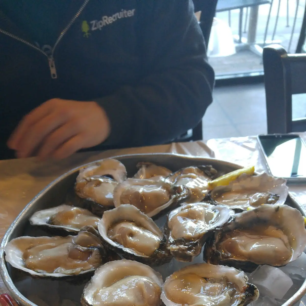 Raw Oysters 1 2 Dozen Dozen