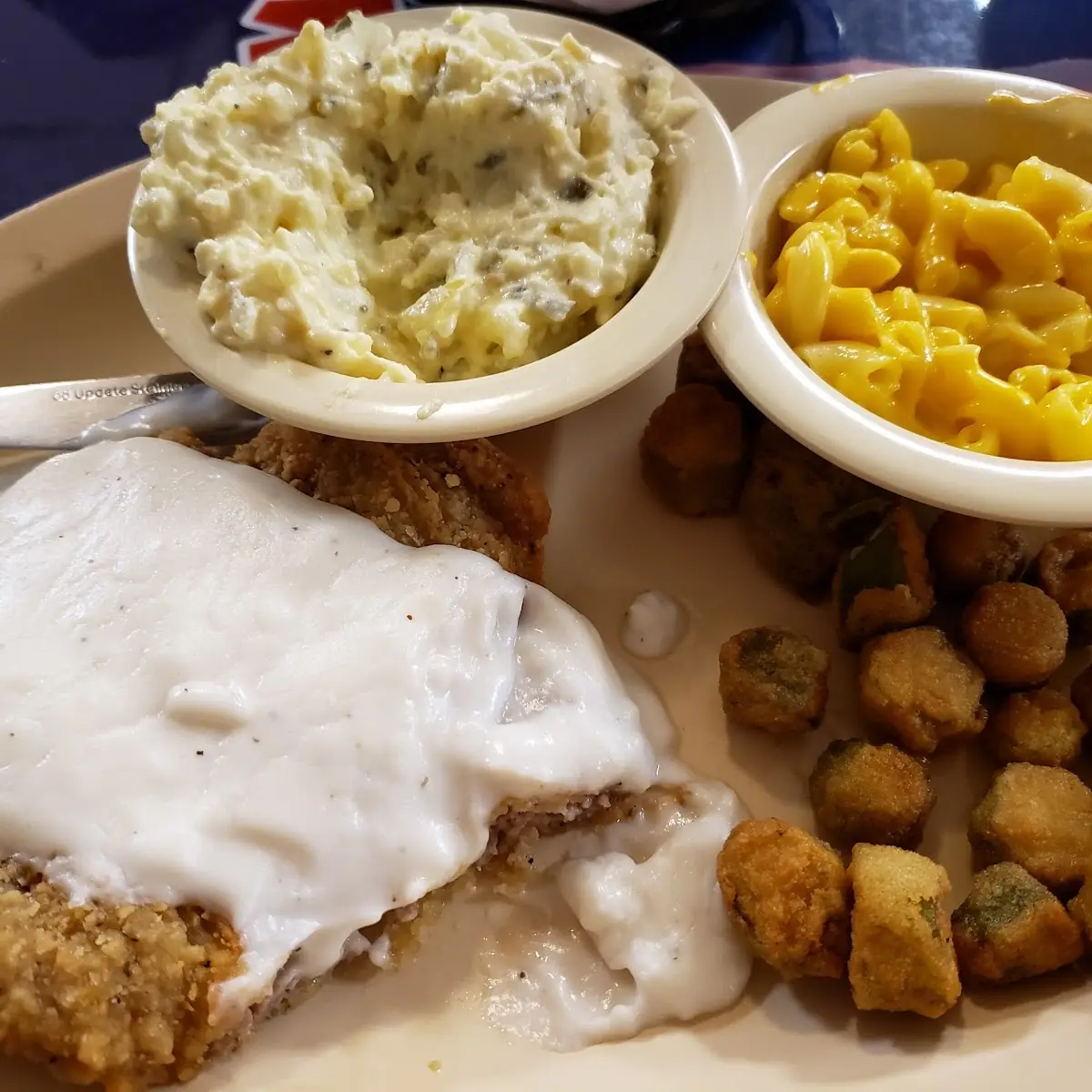 Chicken Fried Steak w 2 Sides