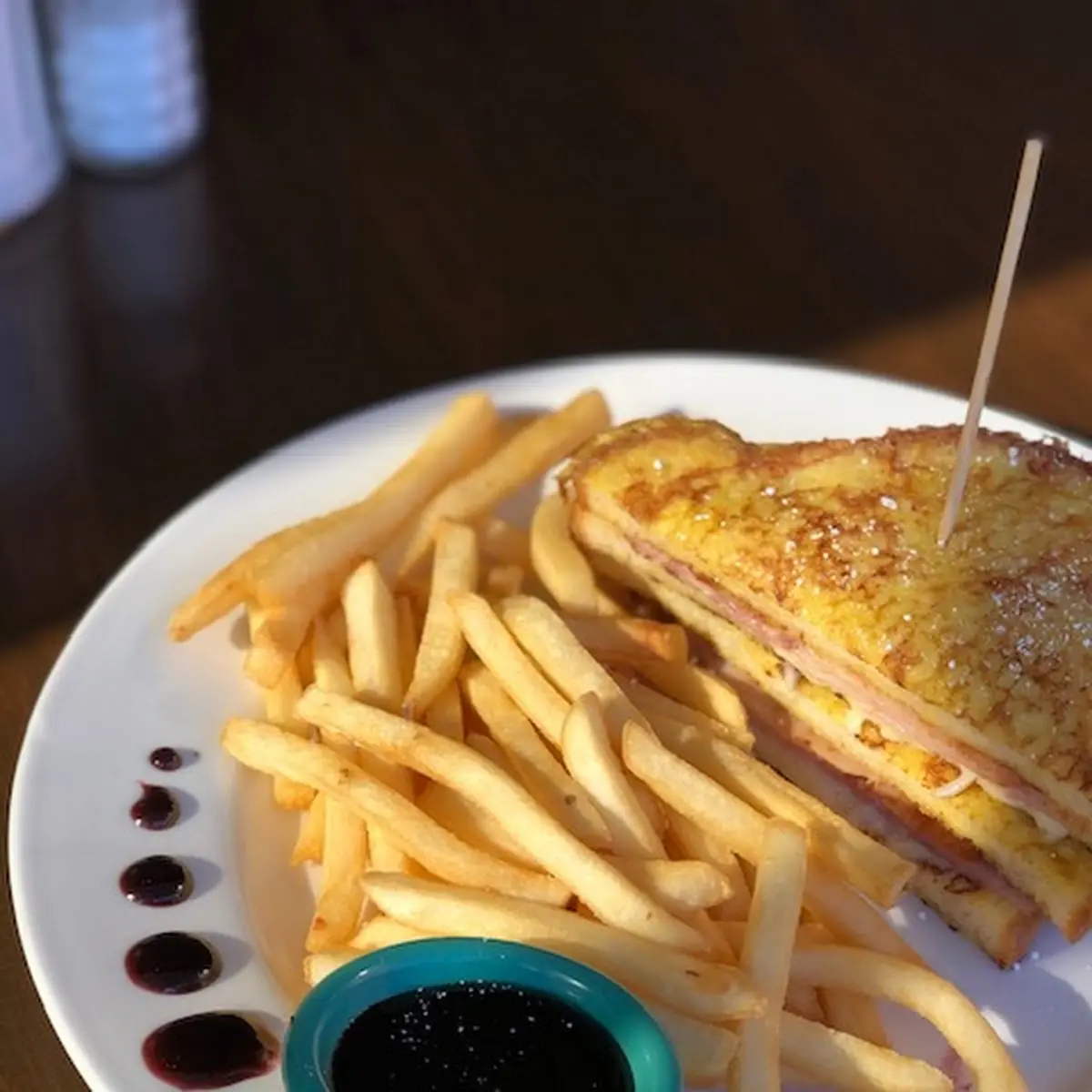 Grilled Cheese & Fries