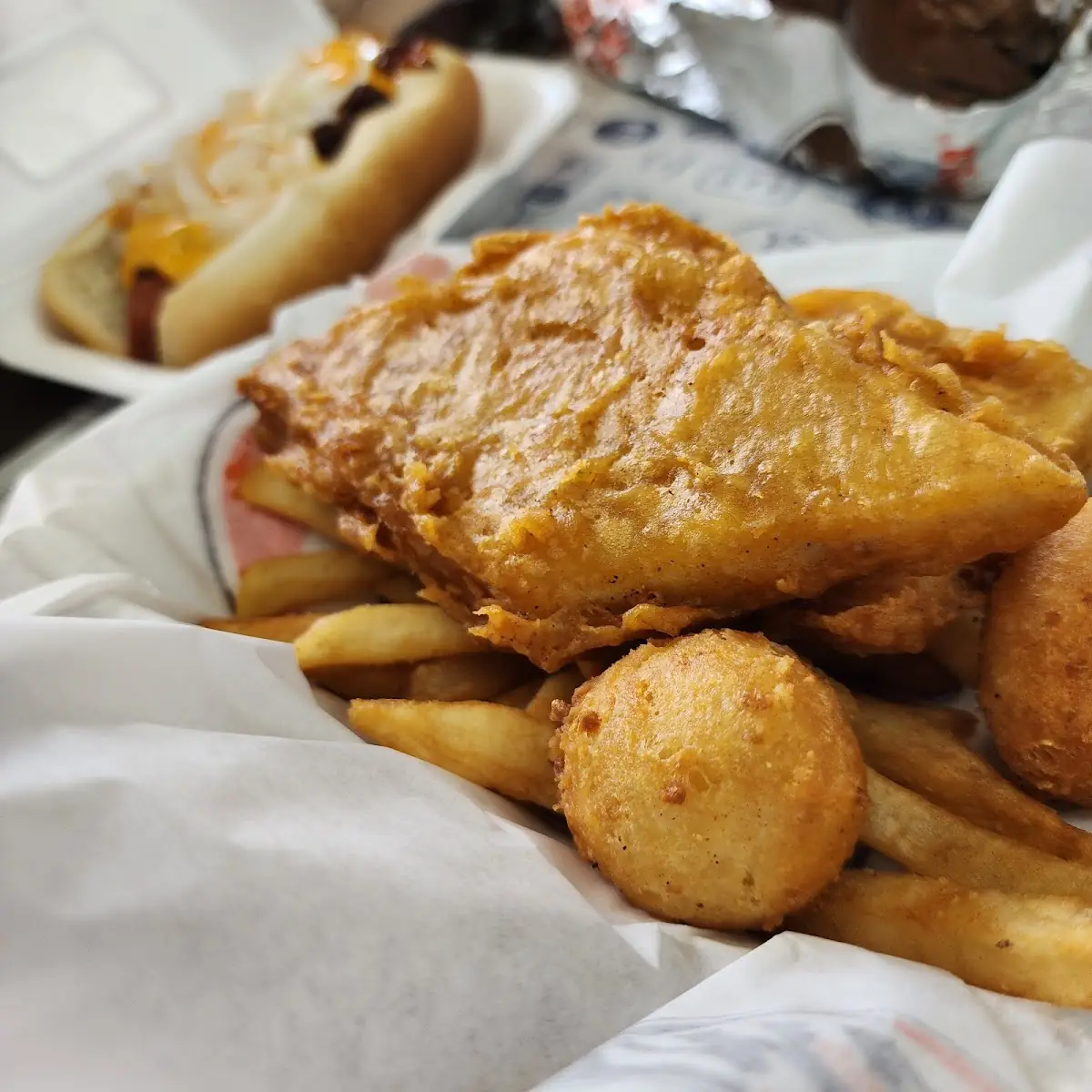 2 Piece Fish Platter with a Chili Dog