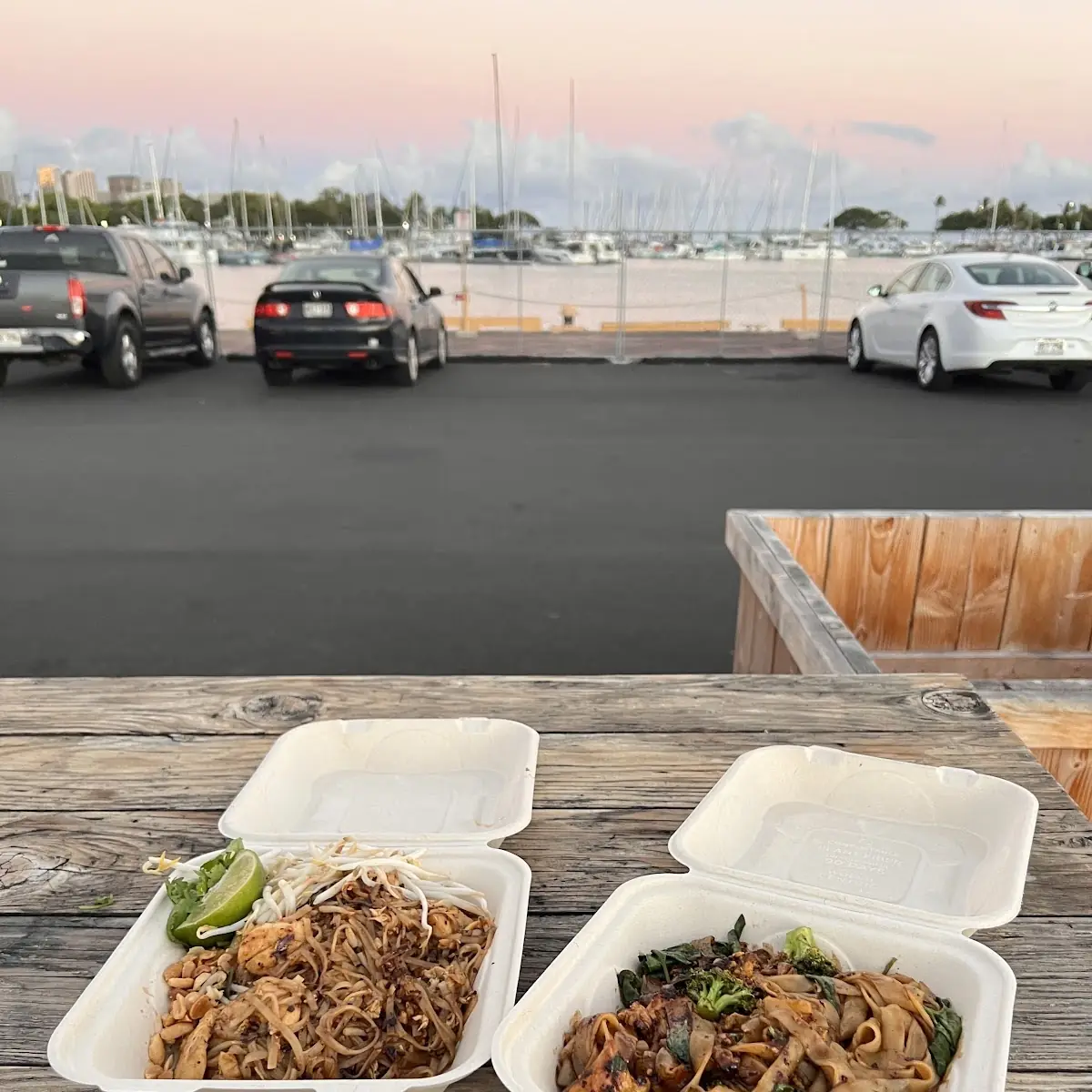 Pad Thai Pad See EW