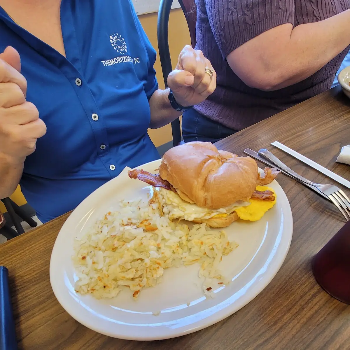 Egg & Cheese Croissant w Hashbrowns