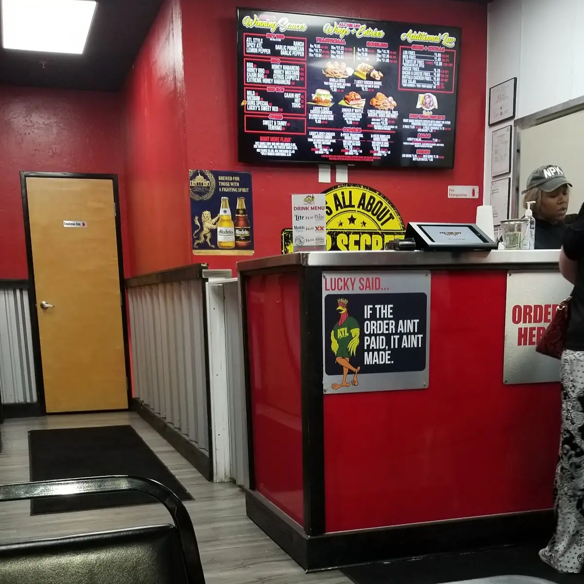 Atl Dry Rub & Honey BBQ Wings Yummmy