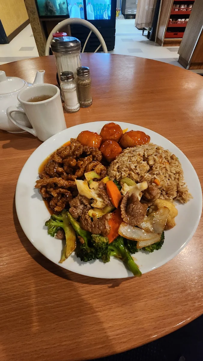 Combo for One, Golden Gate Chinese Restaurant