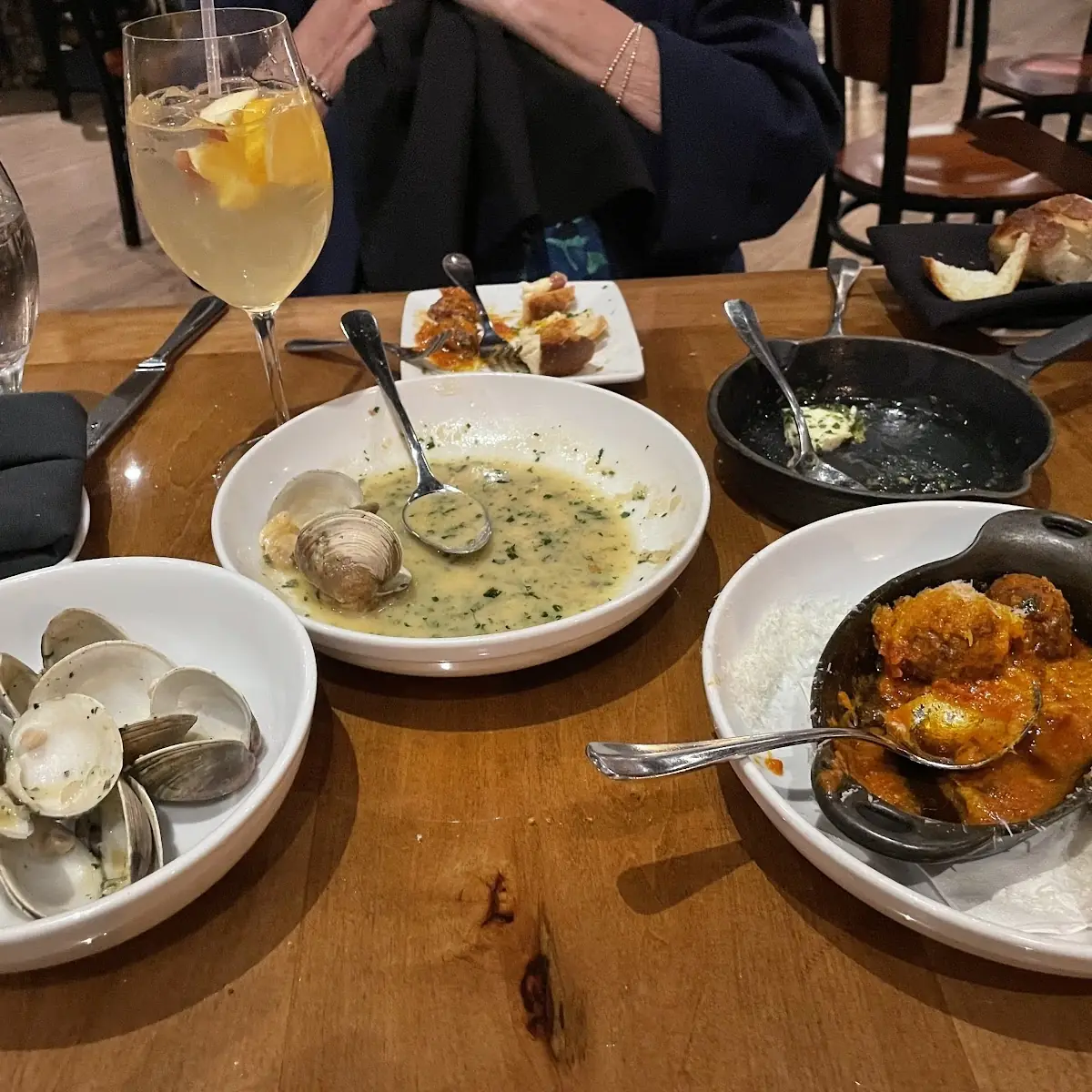 Local Middle Neck Clams