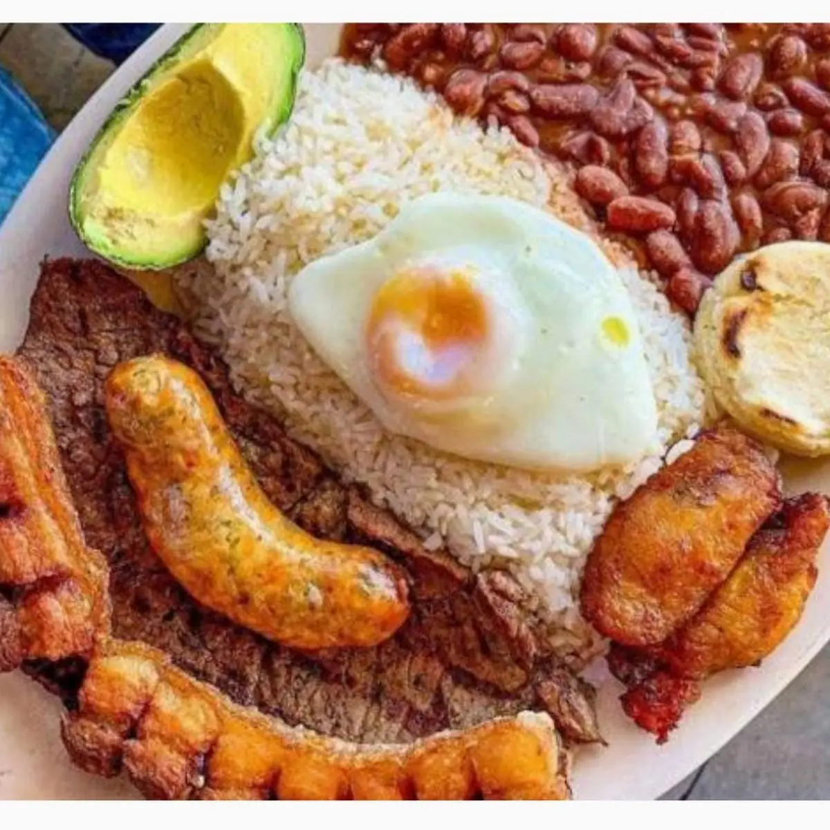 Bandeja Paisa Paisa Tray