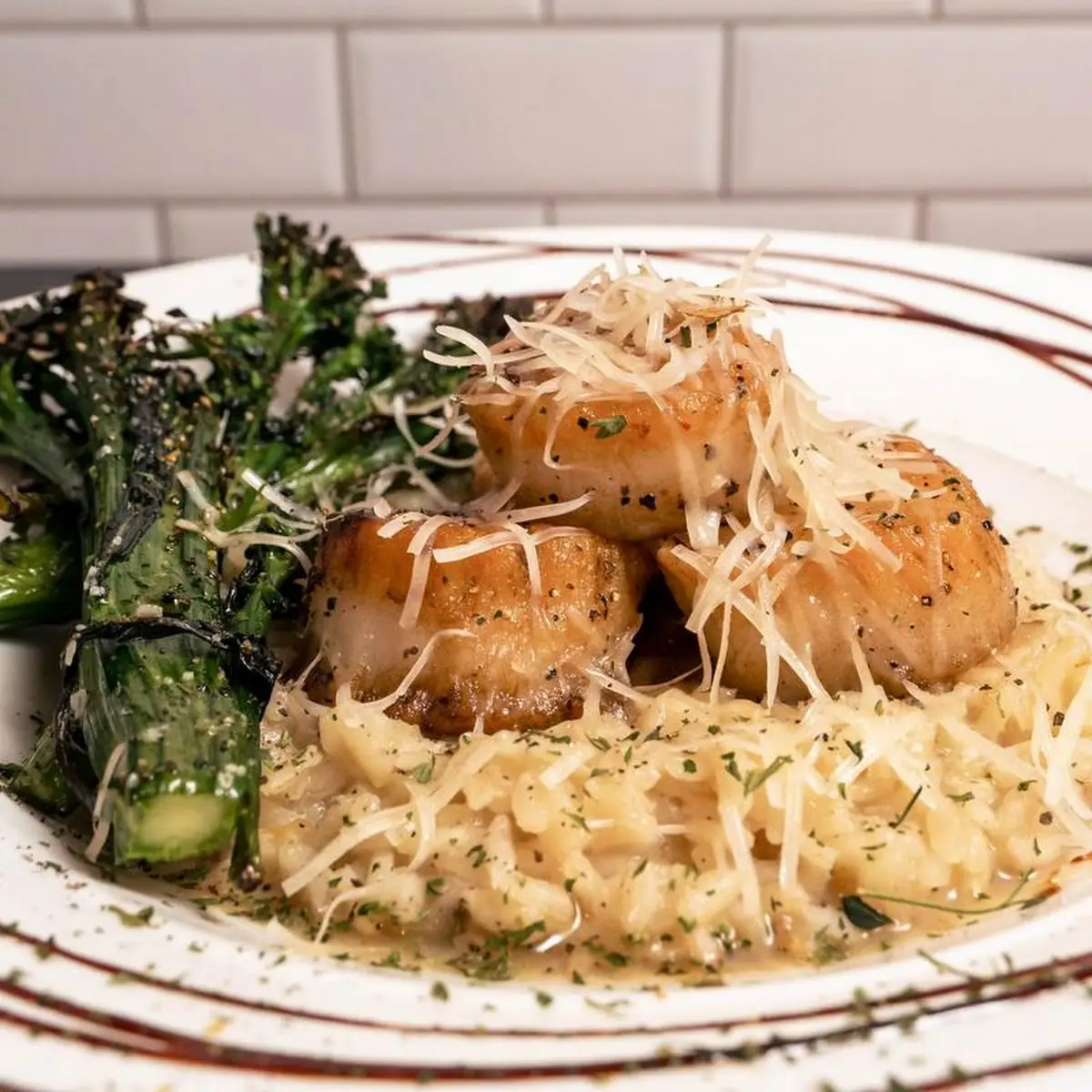 Xteni Pan Seared Scallops