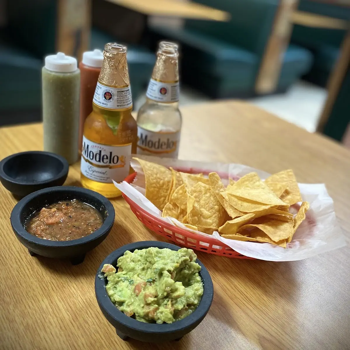 Chips and Guacamole Dip